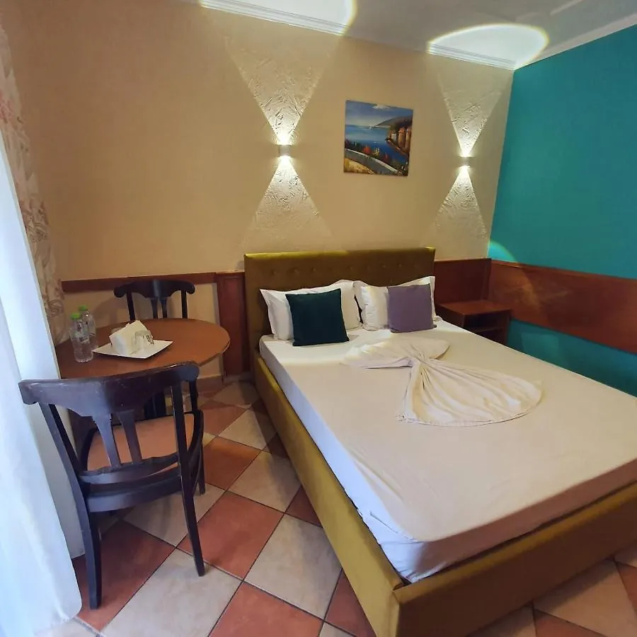 Hotel My Rooms Tirane شقة تيرانا